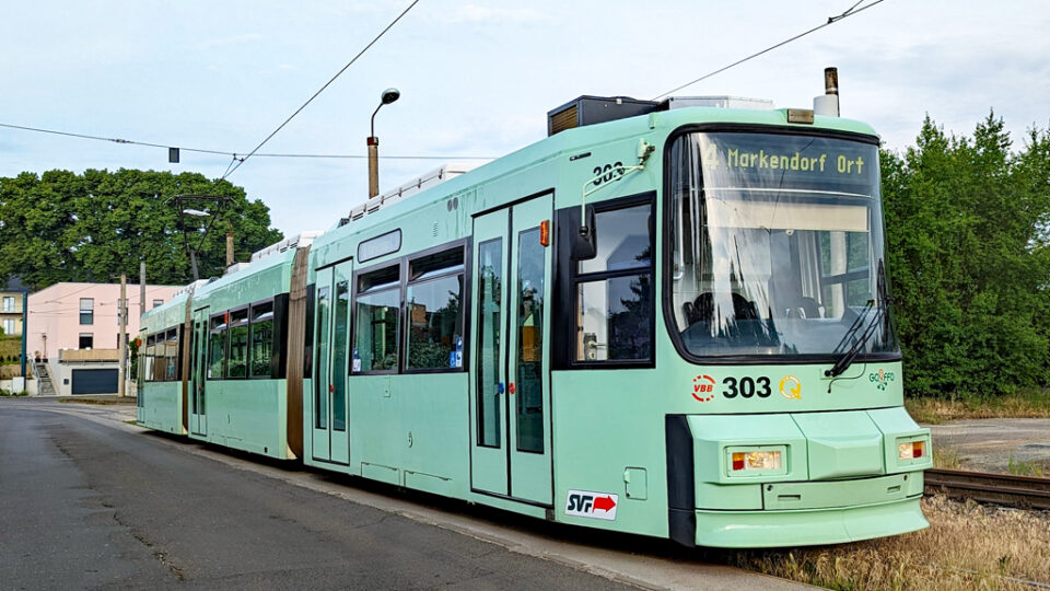 GT6M Wagen 303 in der Wendeschleife Lebuser Vorstadt
